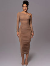 Livette - Allure Midi Dress